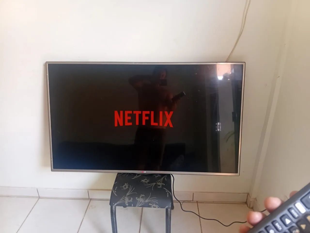 Tv smart LG 60 polegadas pega wi-fi youtube etc  - Foto 2
