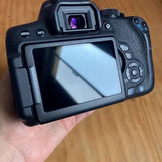 Canon T6i  - Foto 2
