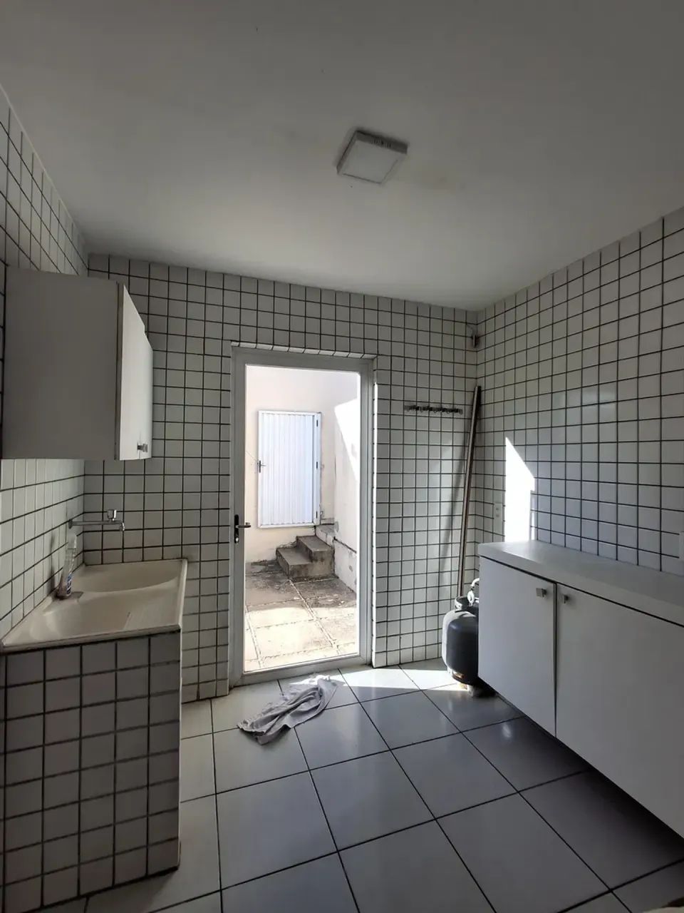 ALX_CASA COM 3 QUARTOS NO GURUPI - Foto 5