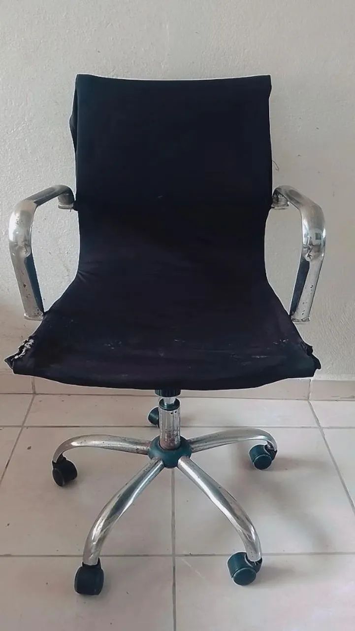 Swivel chair for those who truly need it