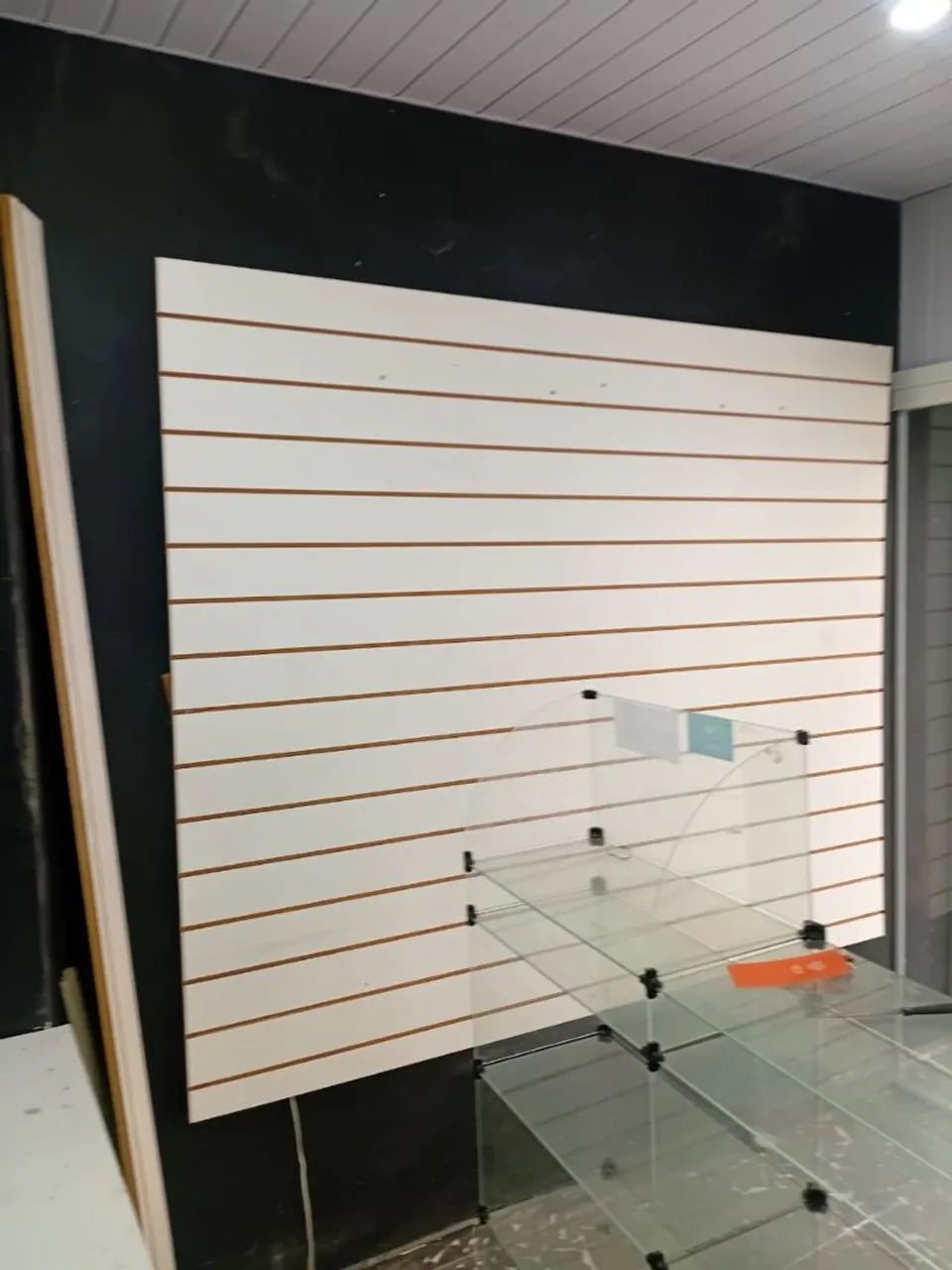 Madeira pra pendurar produtos - Foto 3