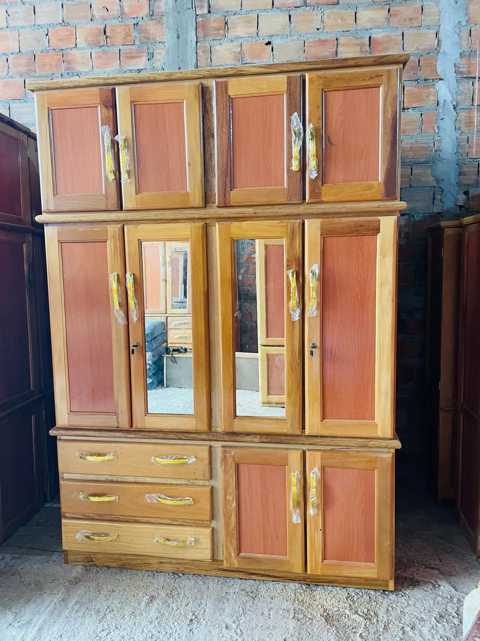 Guarda roupa 4 portas casal 