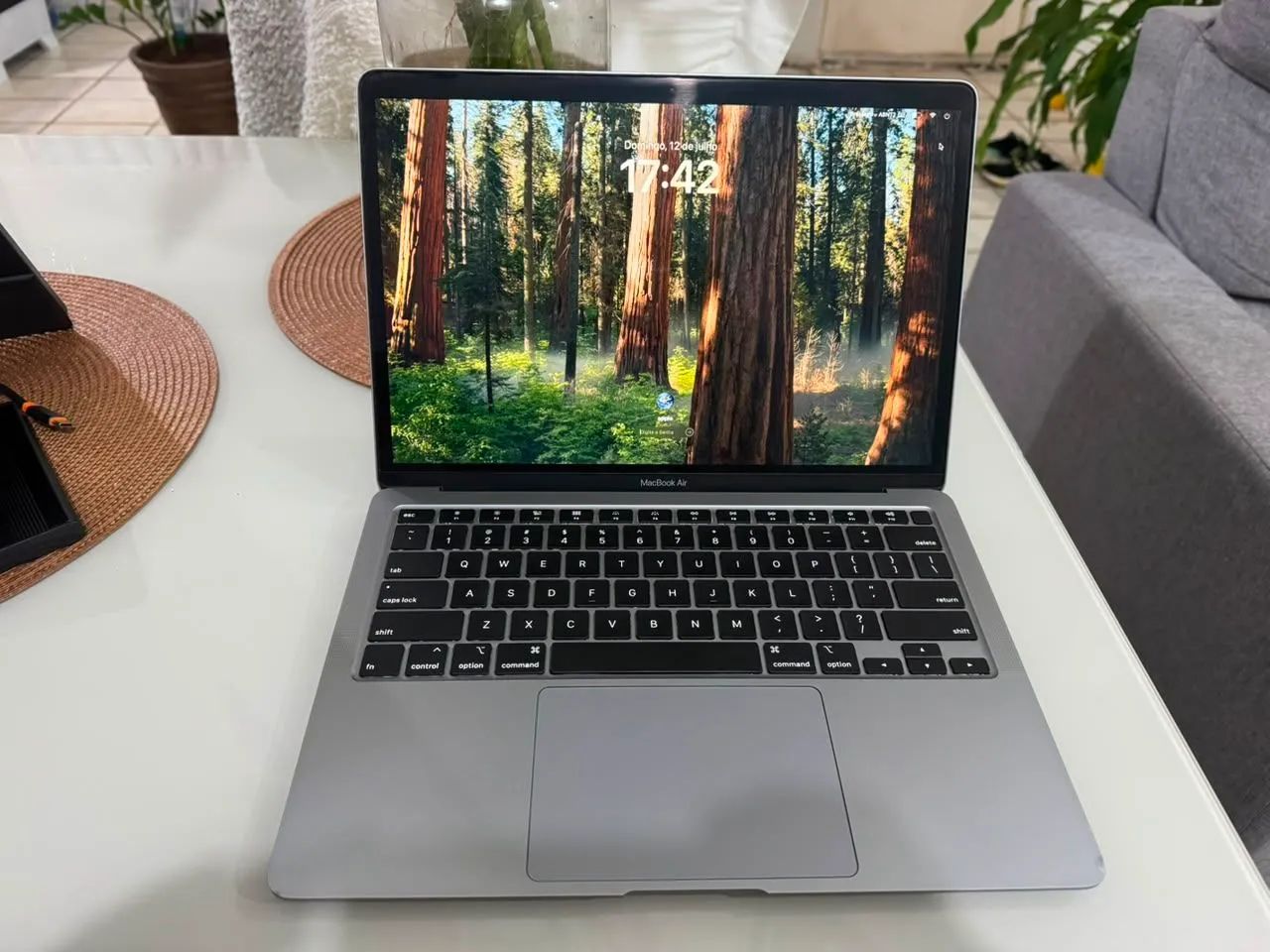 Macbook Air 2020 I3/8gb/256gb