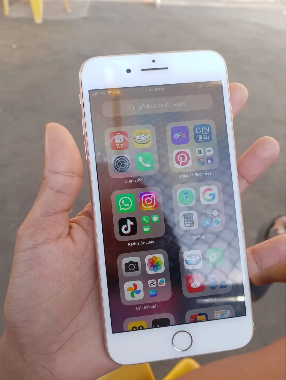 Vendo ou troco iphone 8 plus - Foto 3