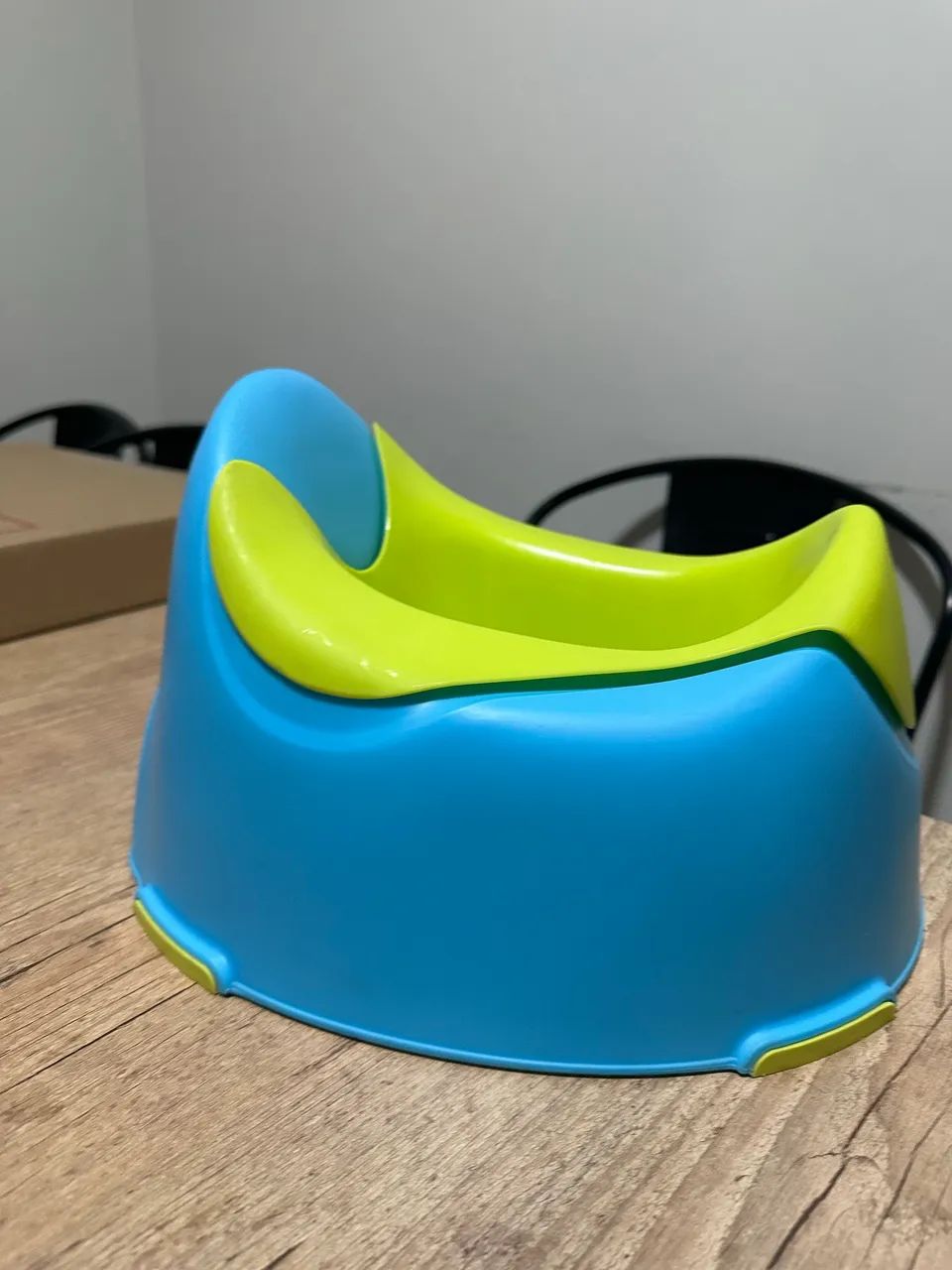 Troninho Infantil Buba - Azul e verde - Foto 4