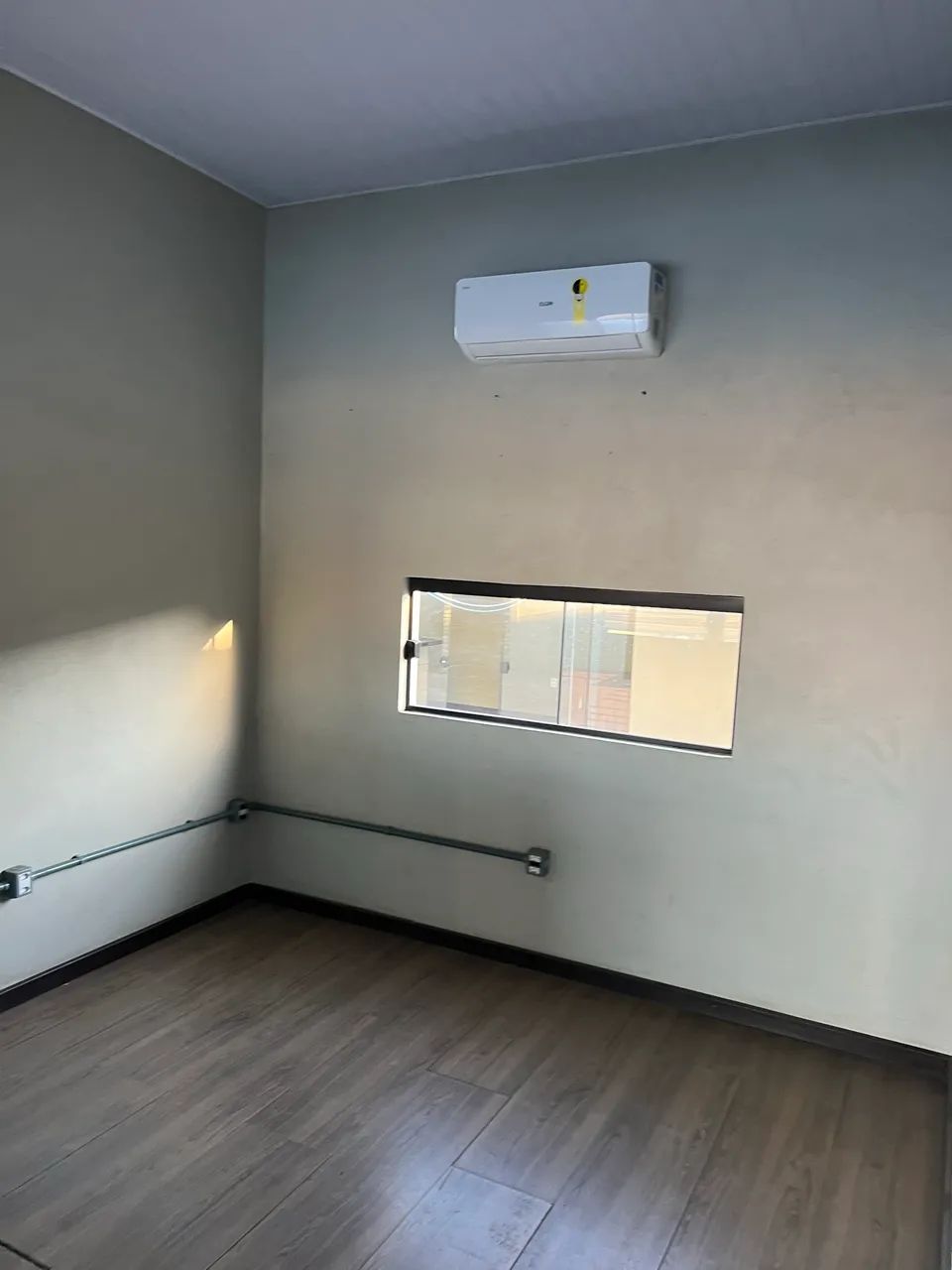 Sala comercial com casa - Foto 4