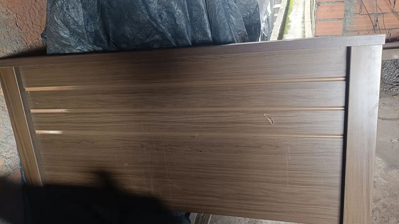 Vende-se cabeceira de cama