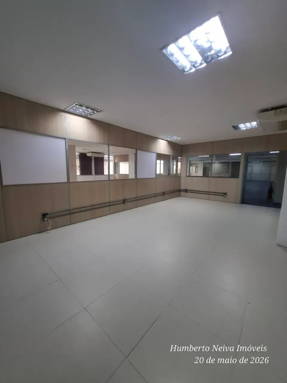 ALUGO PISO COM AR CONDICIONADO  / ESCRITÓRIO / SALA , COM  1000 M2 EM PRÉDIO  COMERCIAL - Foto 4