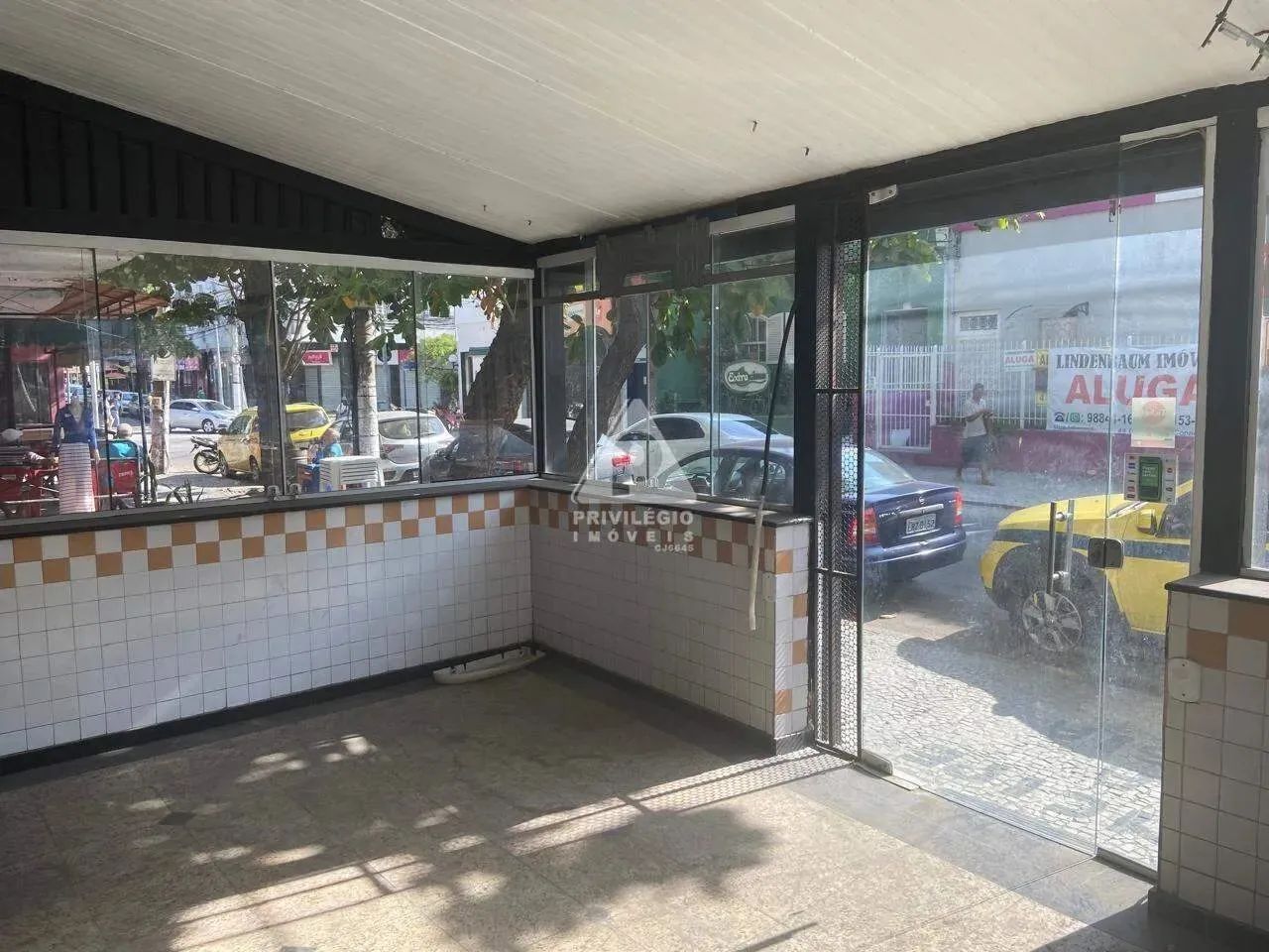 Excelente Oportunidade de Locação no Méier - Loja Comercial de 86m²