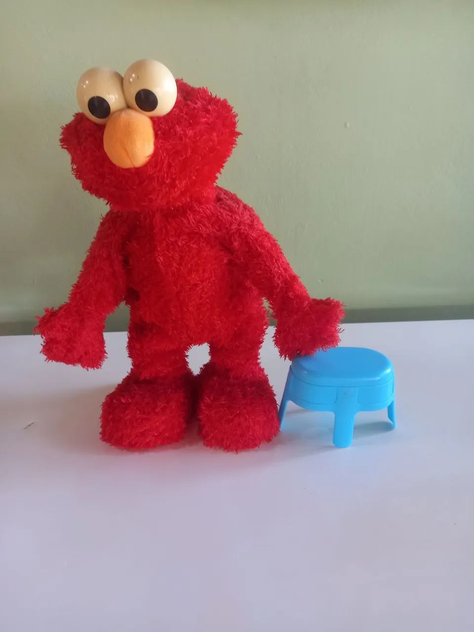 Brinquedo antigo. Elmo. - Foto 2