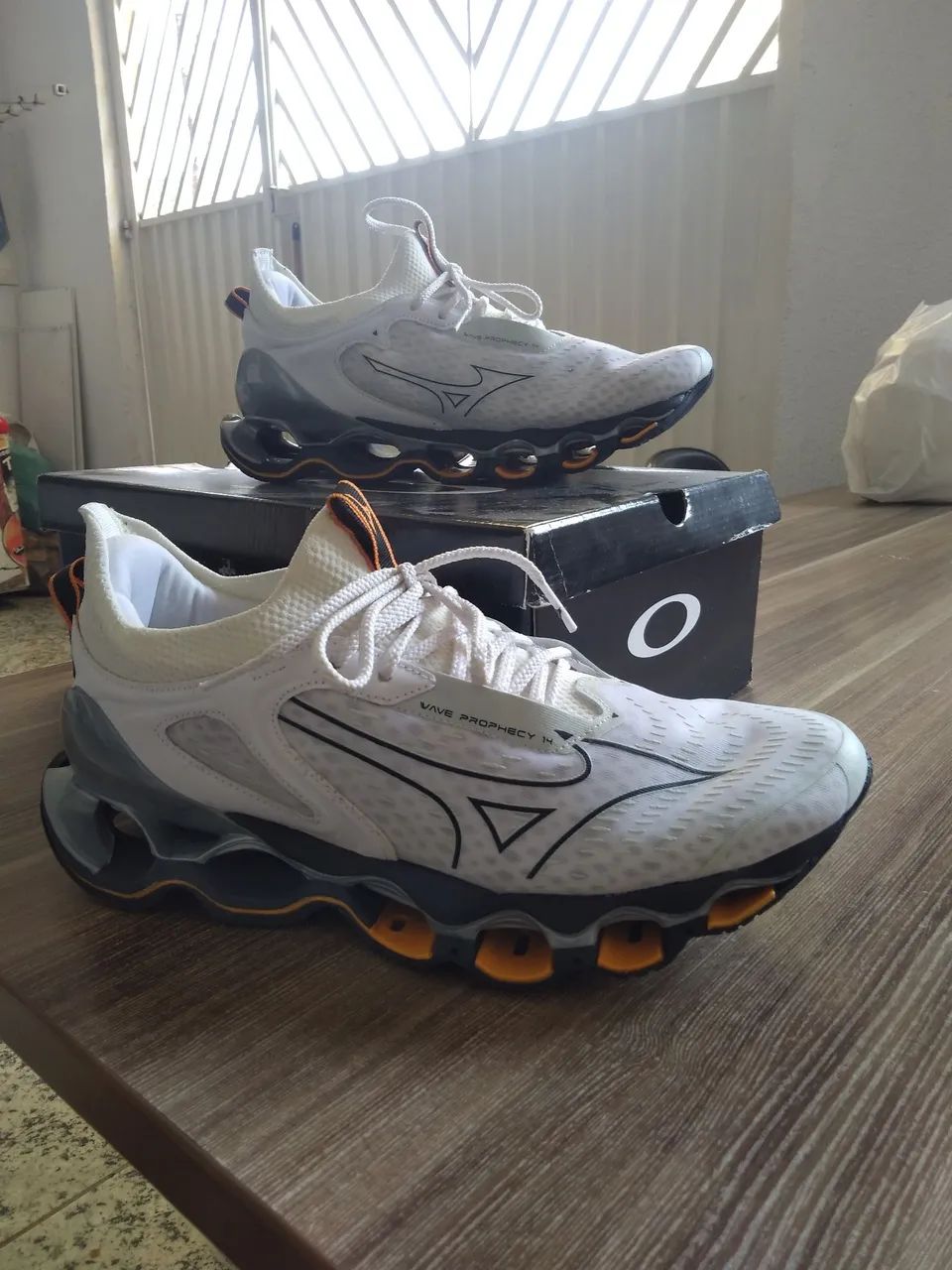Mizuno pro 14      N°41