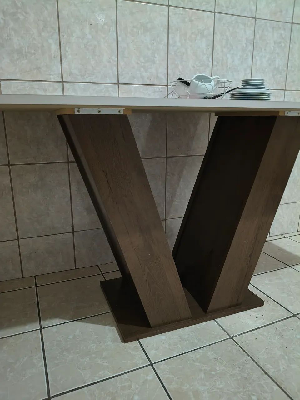 Mesa jantar com 6 cadeiras semi nova - Foto 2