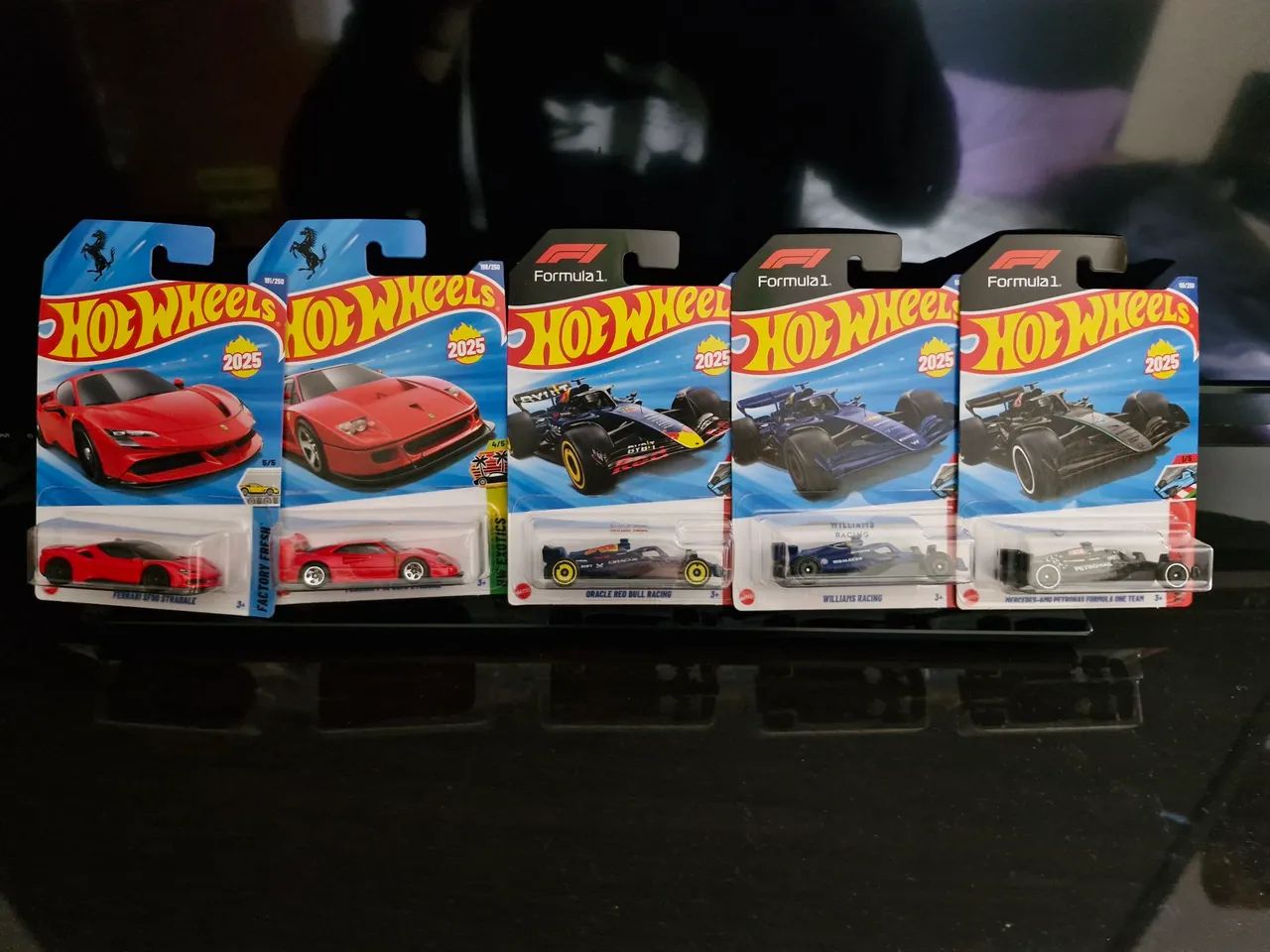 Vendo coleção de hot wheels de filmes e corrida  - Foto 3