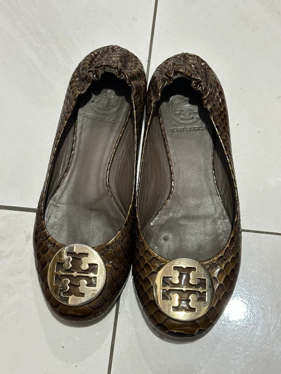 Sapatilha Tory burch couro verniz 