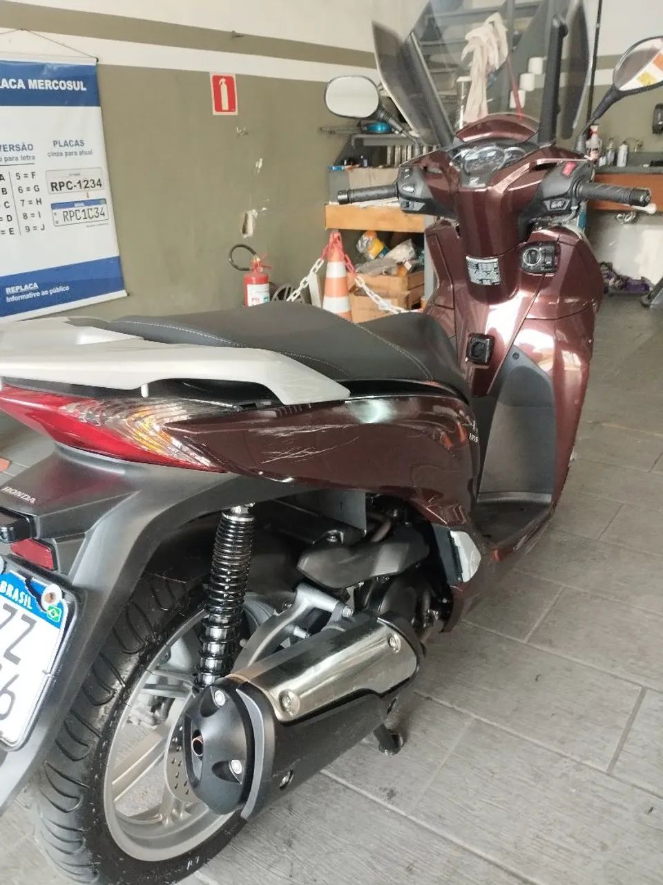 SH 300i 2018 - Foto 4