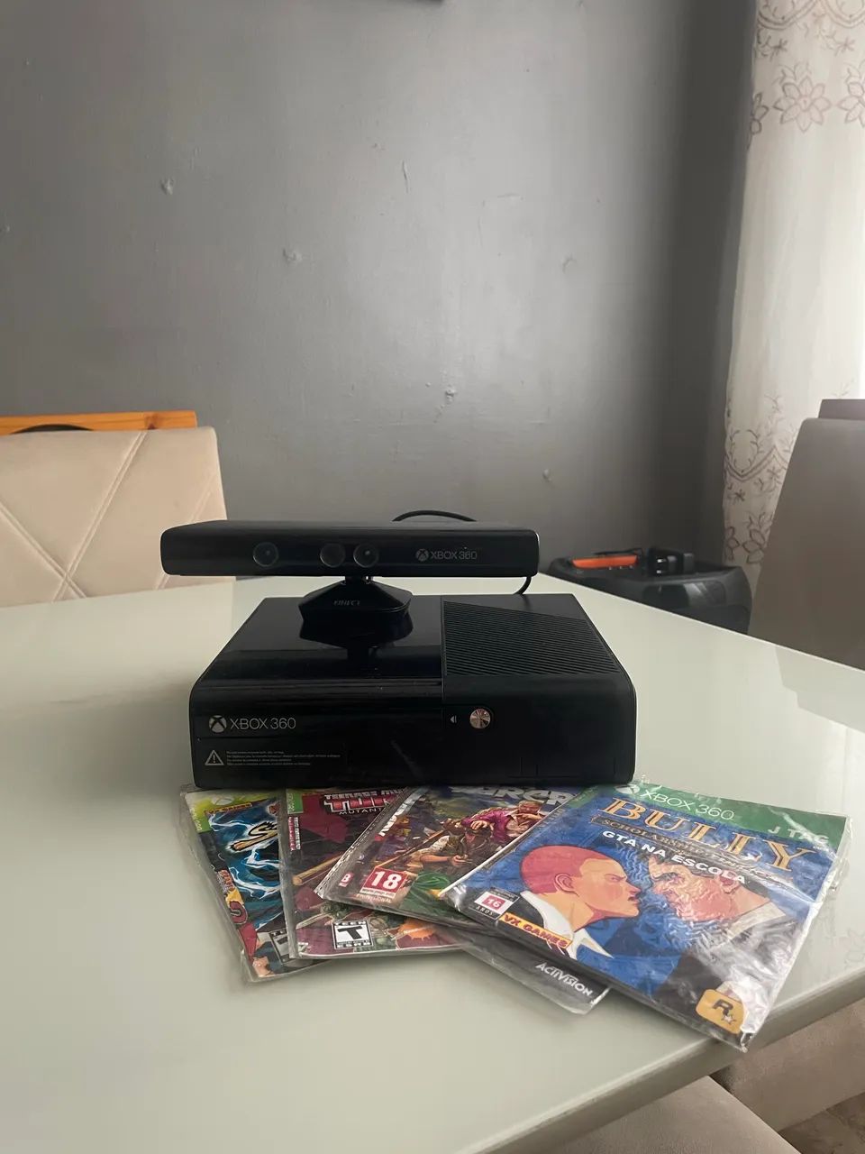 Xbox 360, com 5 jogos e kinect, sem controle  - Foto 2