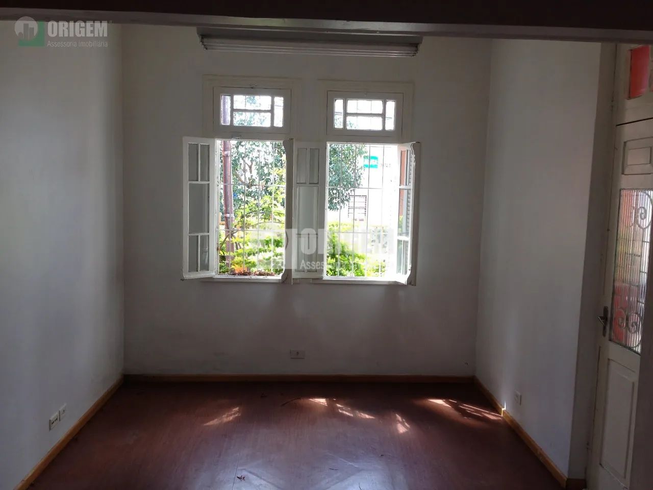Casa Comercial em estilo clássico - Foto 3