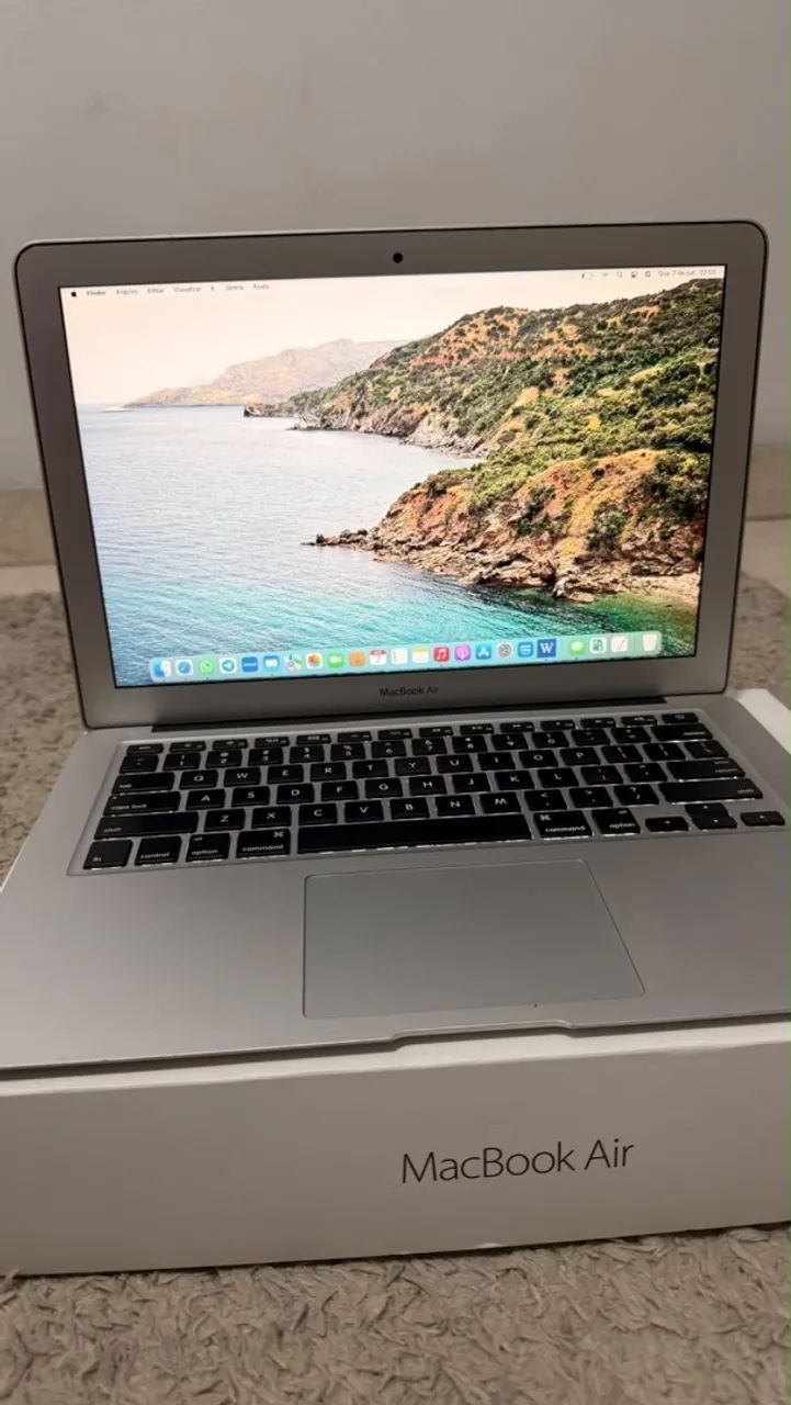Vende-se MacBook 