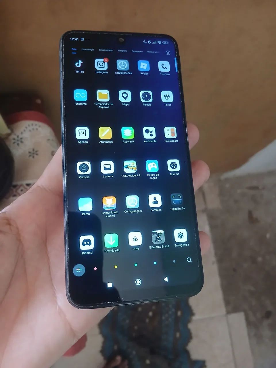Note 11 funcionando perfeitamente 