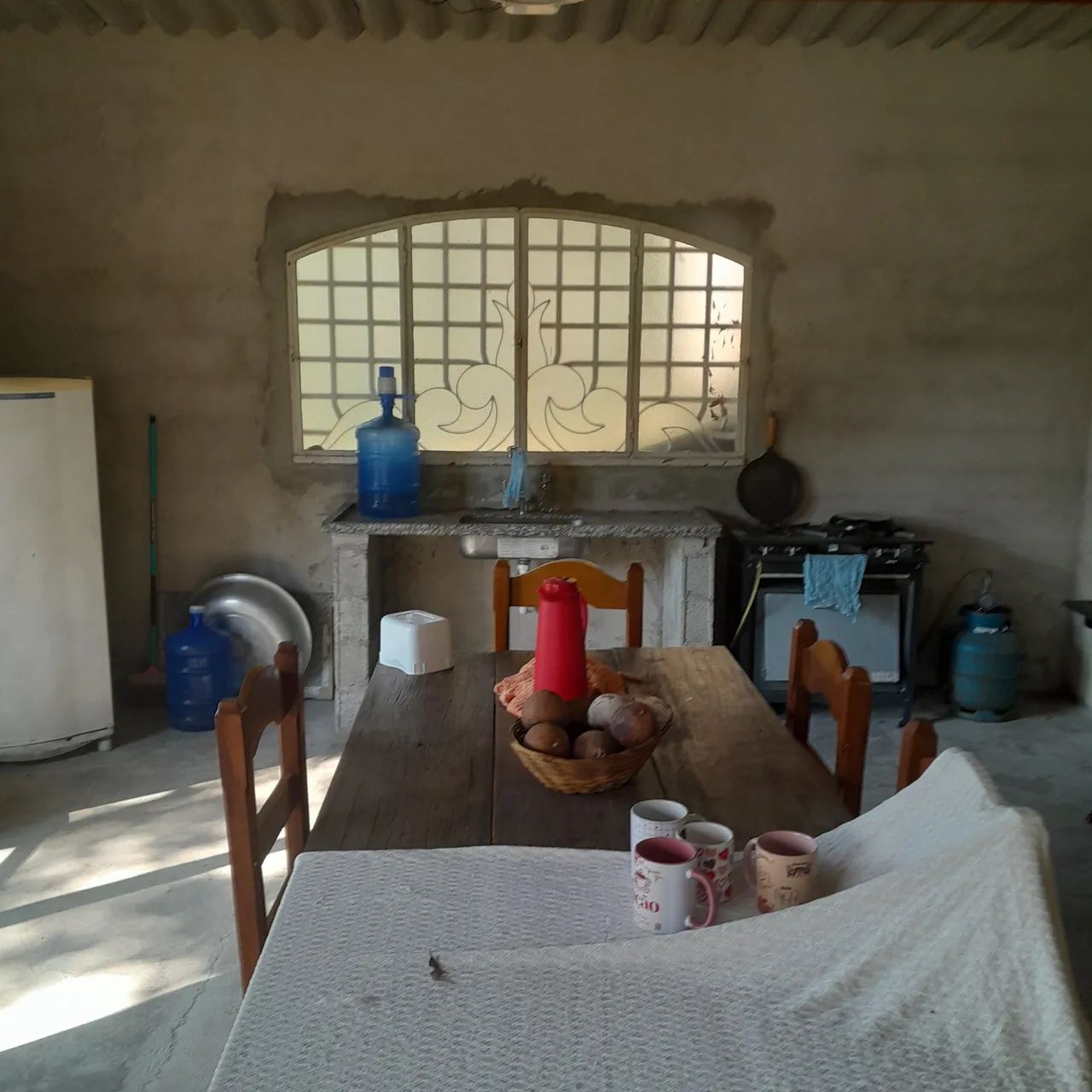Vende-se ou troca por carro. 