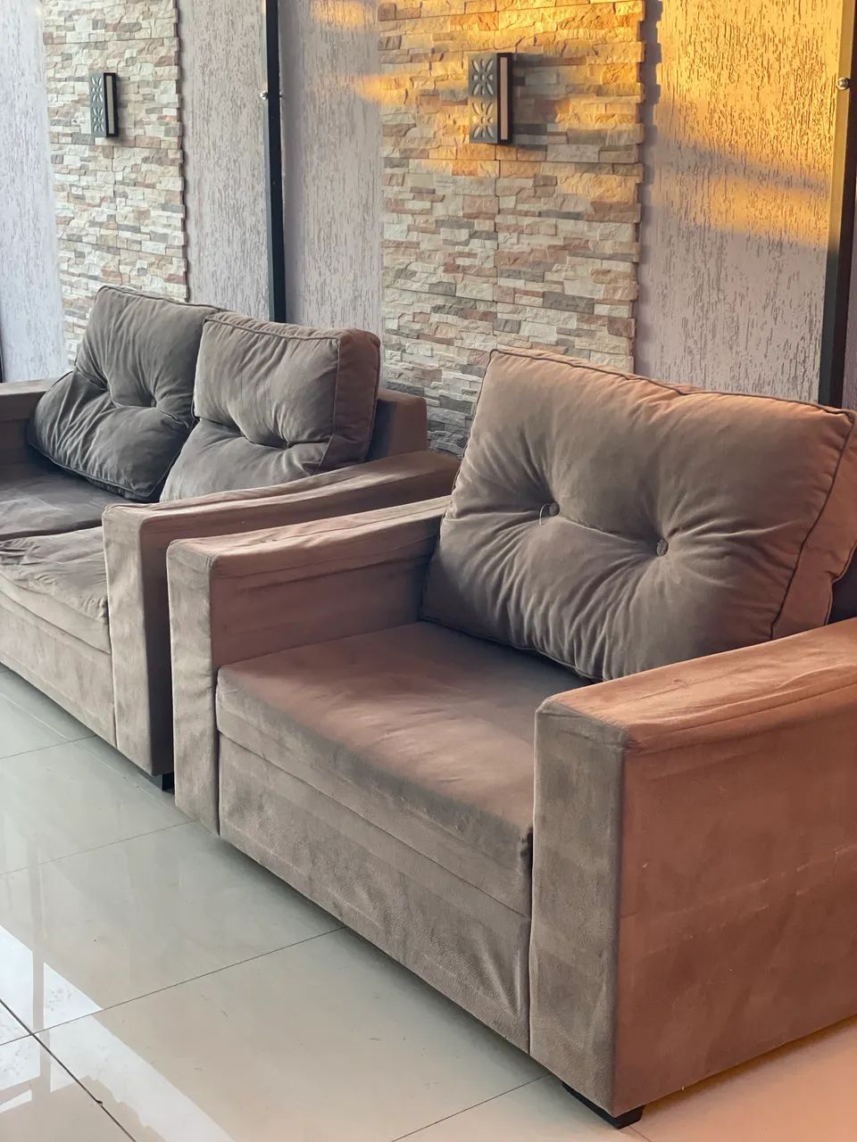 Conjunto de Sofá 2 e 3 lugares 