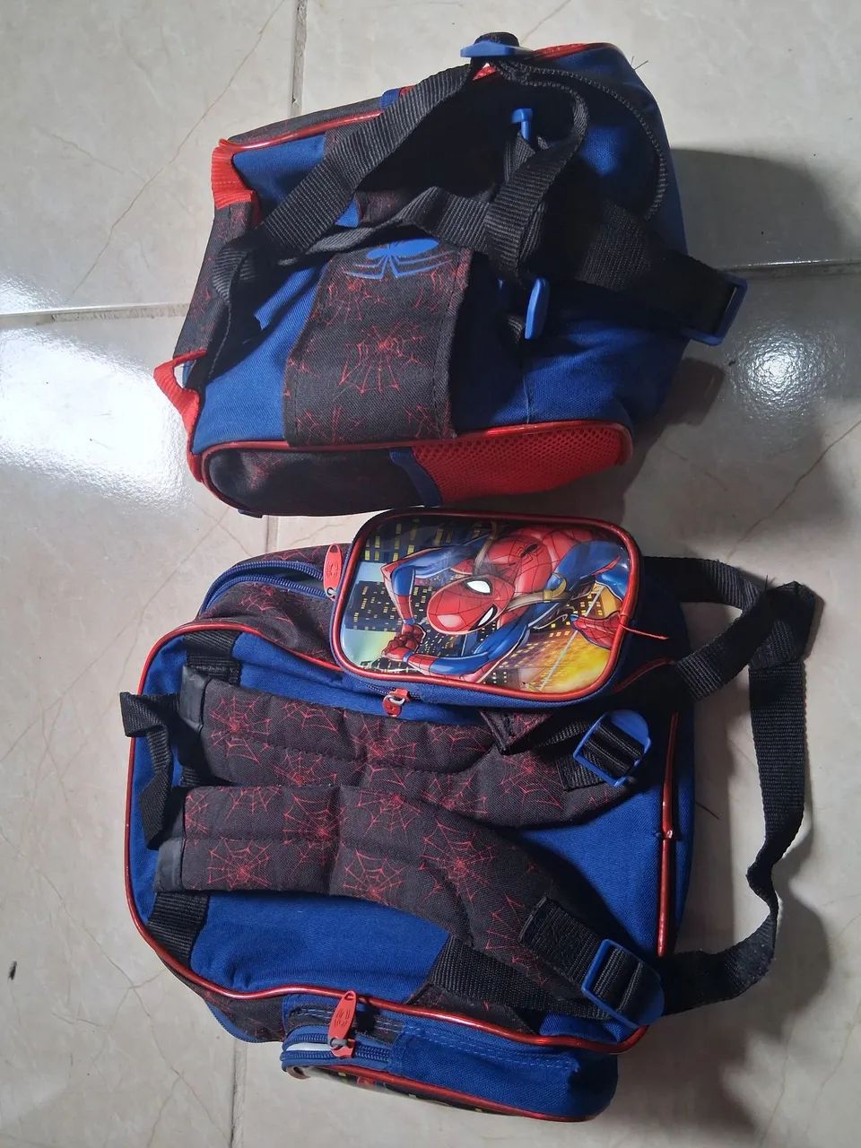 Mochila  do homem aranha  - Foto 2