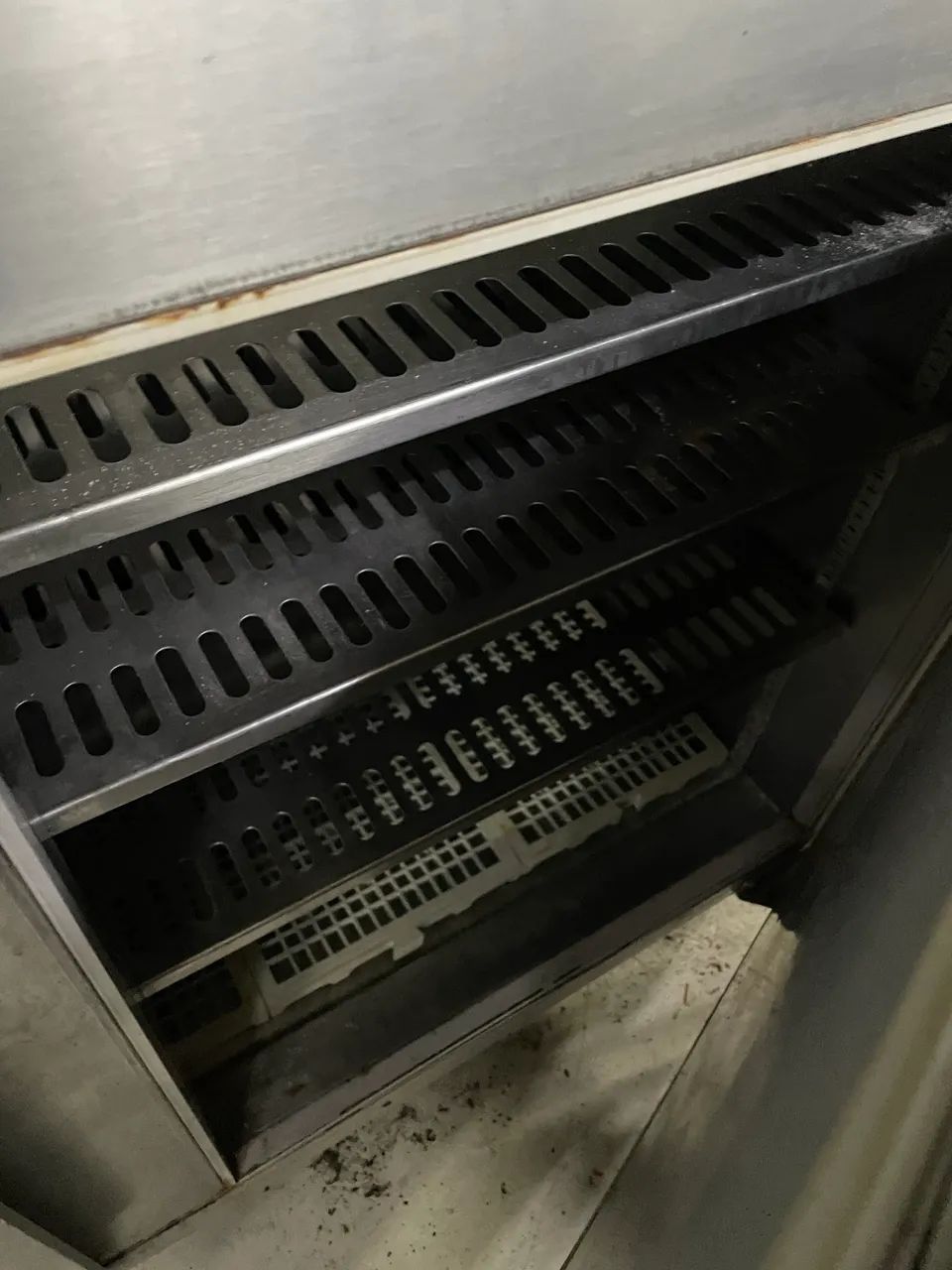 Refrigerador Macom inox 4 portas 220V - Foto 2