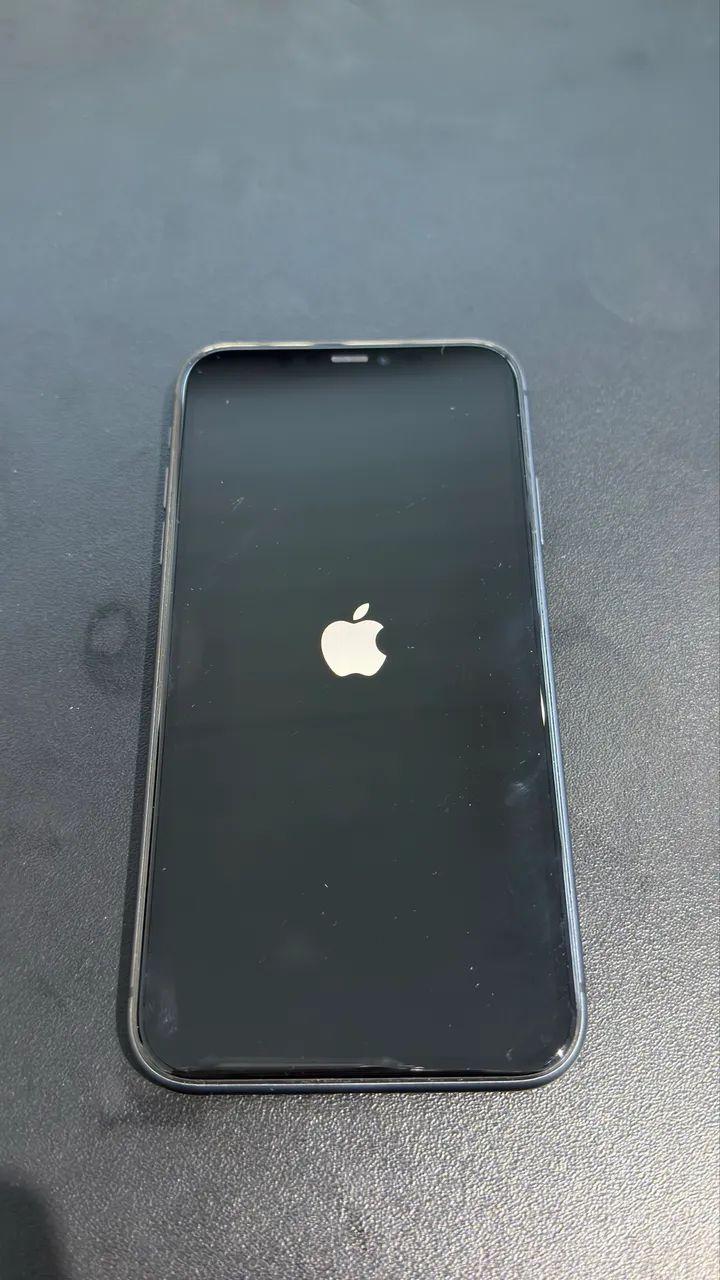 iPhone 11 128GB Preto - Original | R$ 1.300 - Celulares e