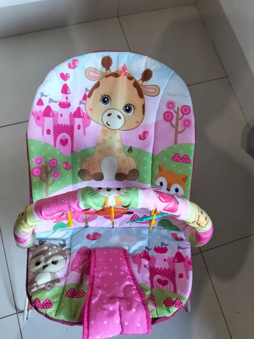 Cadeirinha balanço super conservada  - Foto 4