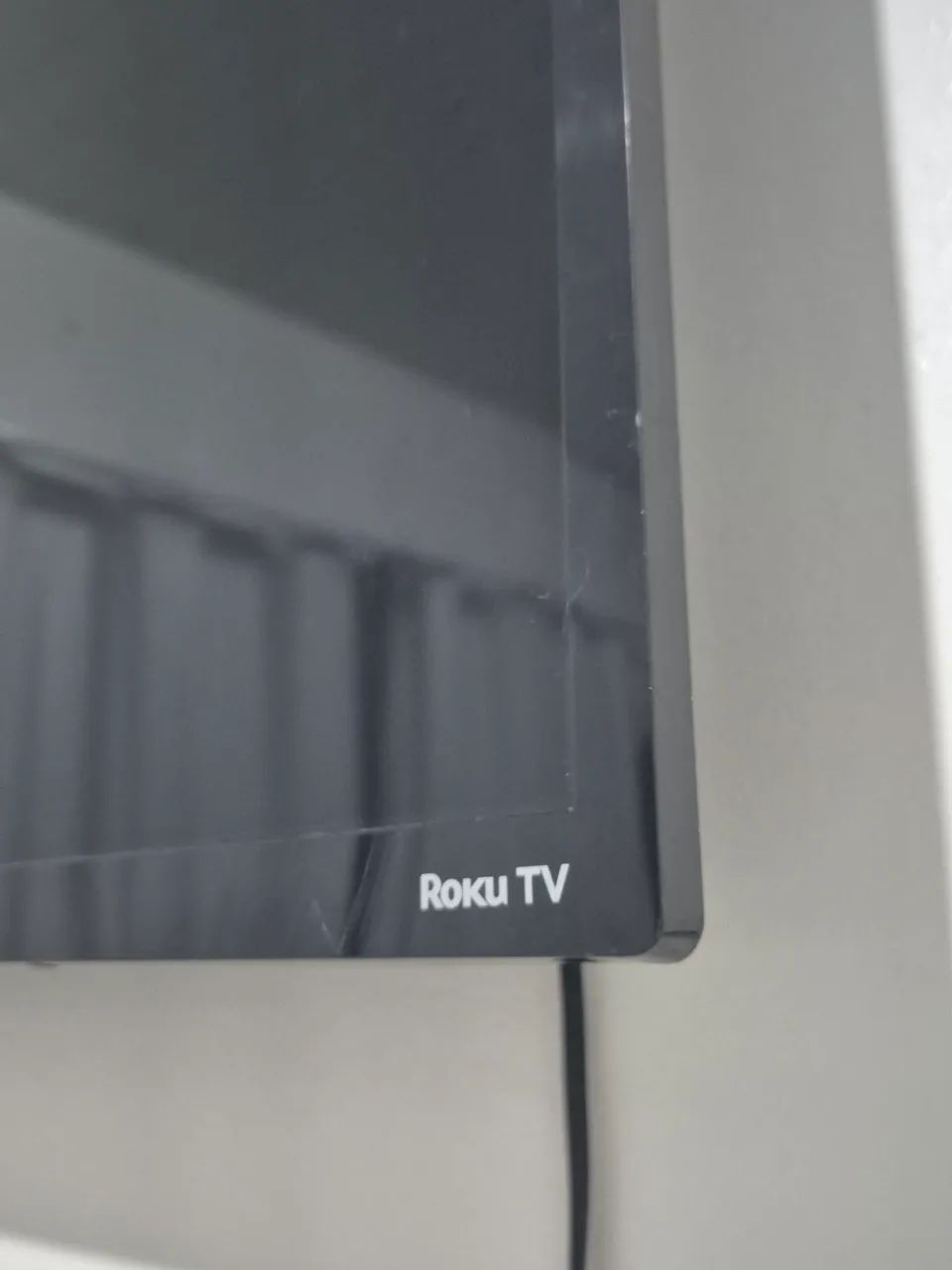 Tv roku 32 polegadas com defeito  - Foto 2