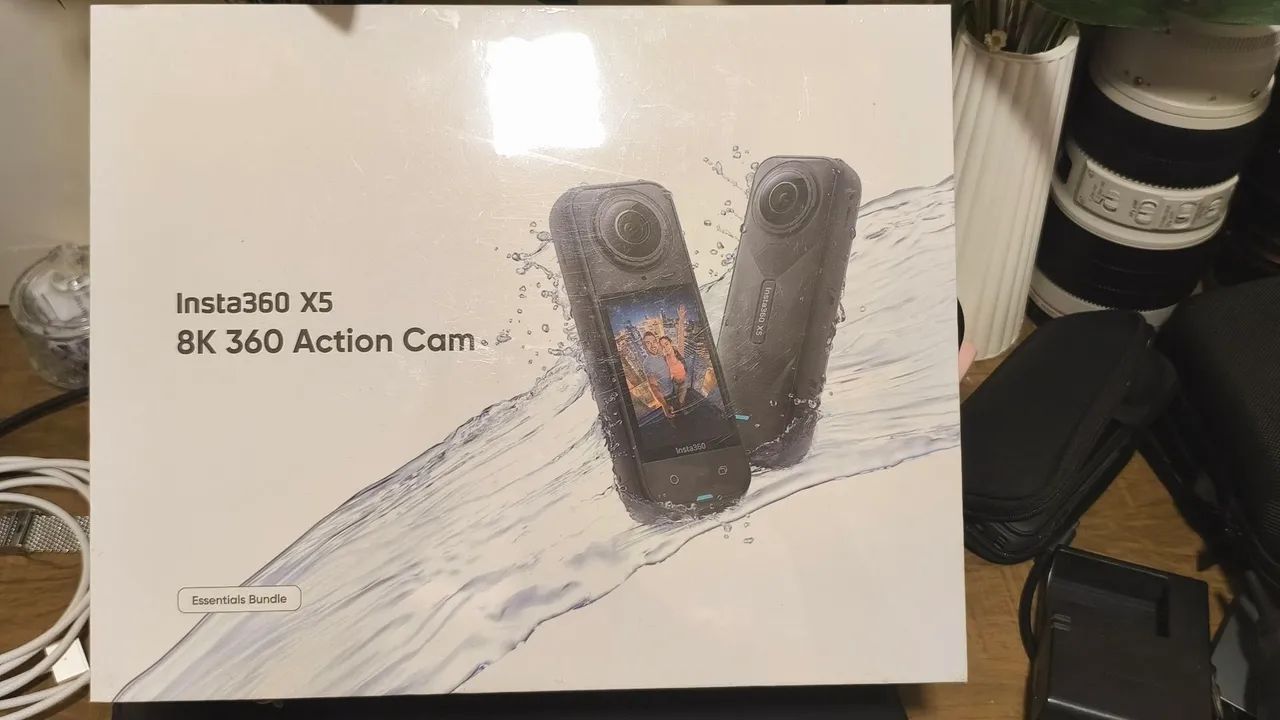 Insta360 x5