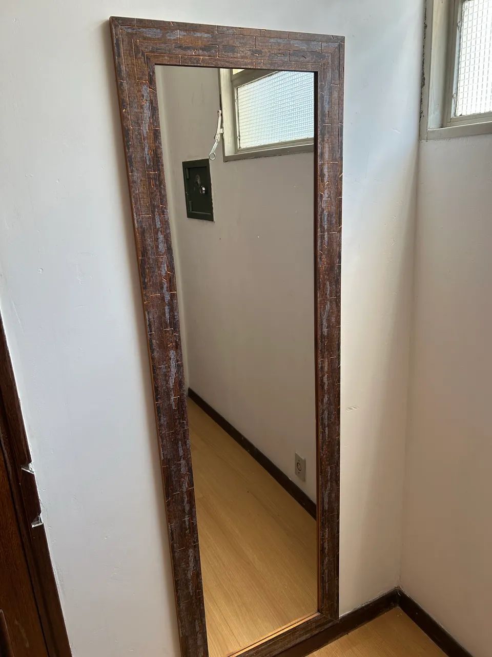 Espelho com moldura decorada  - Foto 2