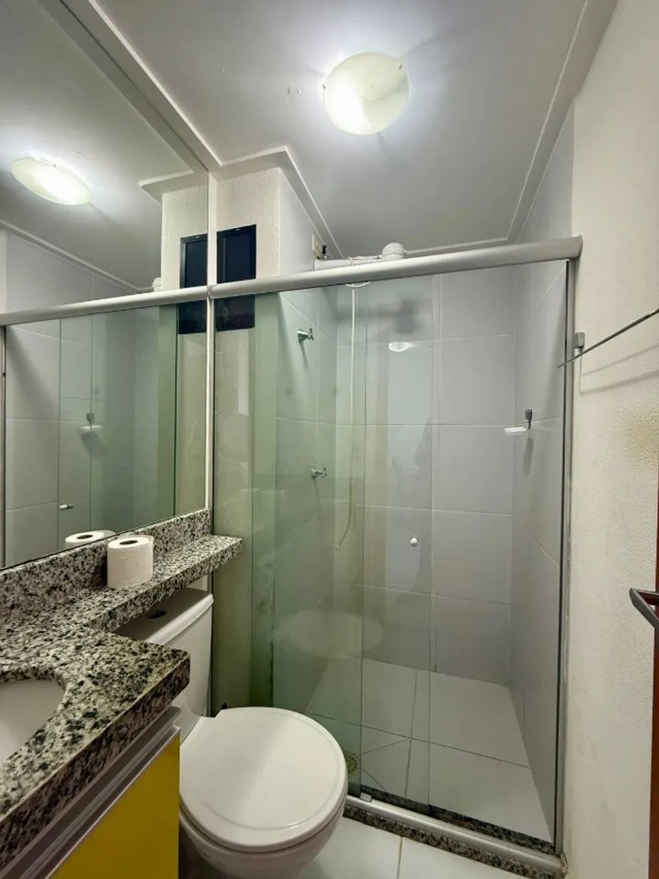 Aluga - se quarto e sala mobiliado no Farol - Foto 5