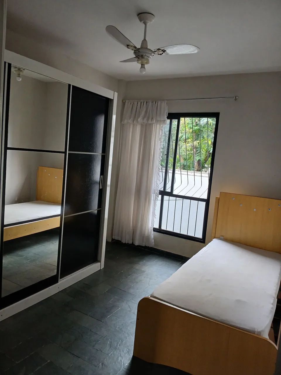 ALUGUEL DE QUARTO PARA MOÇAS 