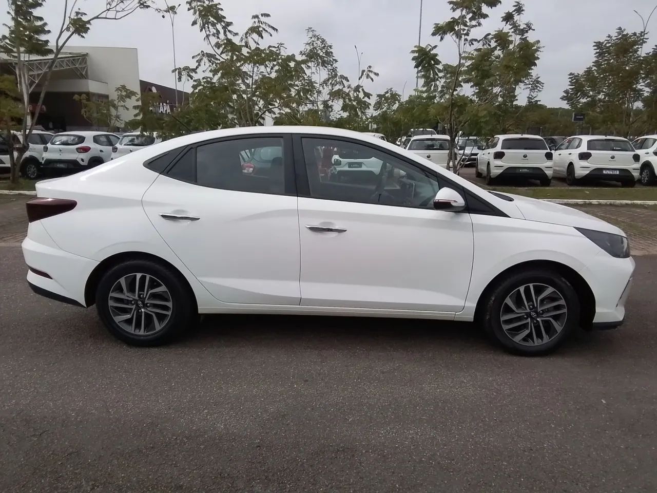 Hyundai HB20S Limited Plus 1.0 Flex 12V Mec. 2025 - Foto 4