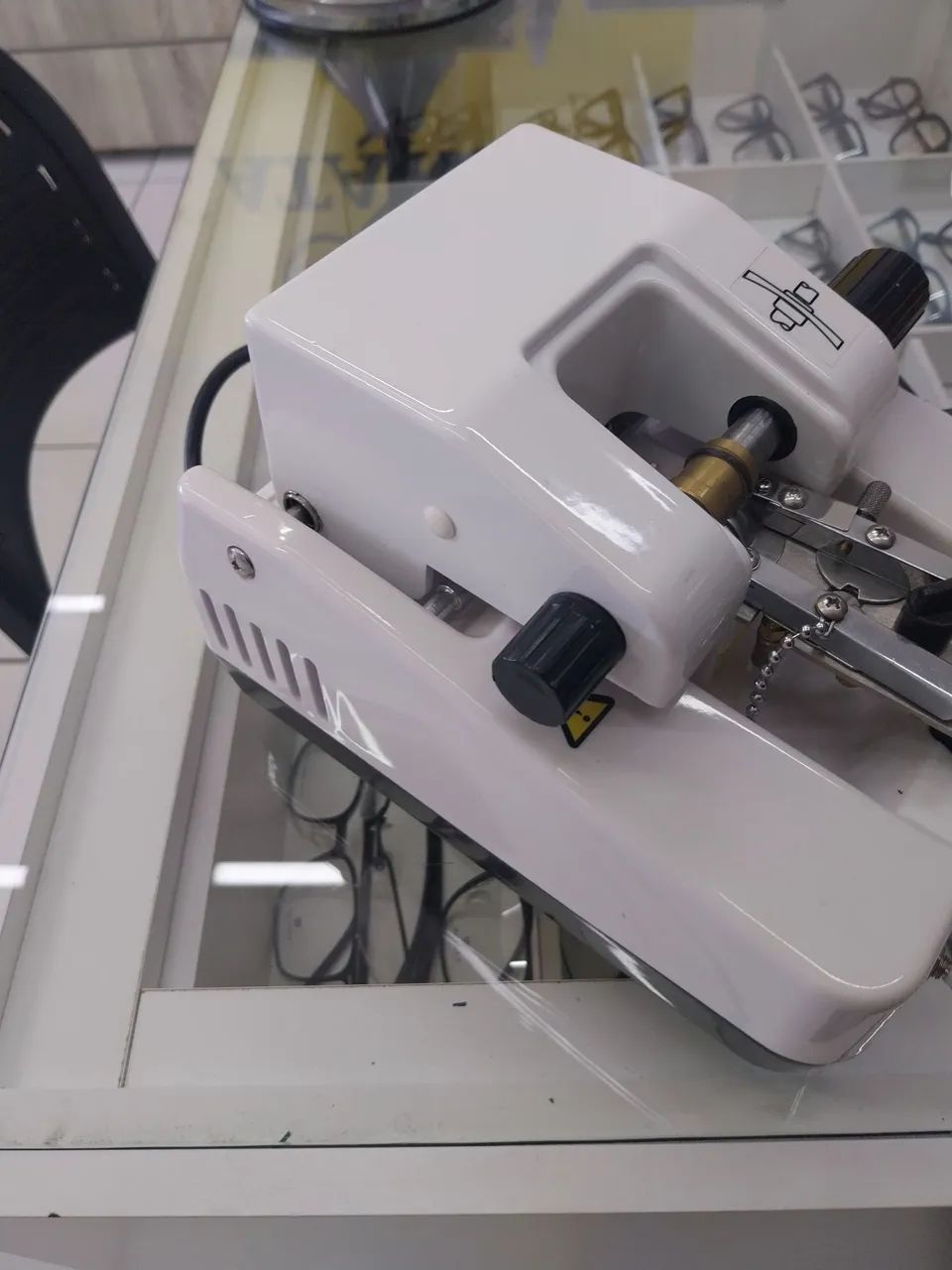 Máquina quebra cantos automática vision nova. - Foto 4