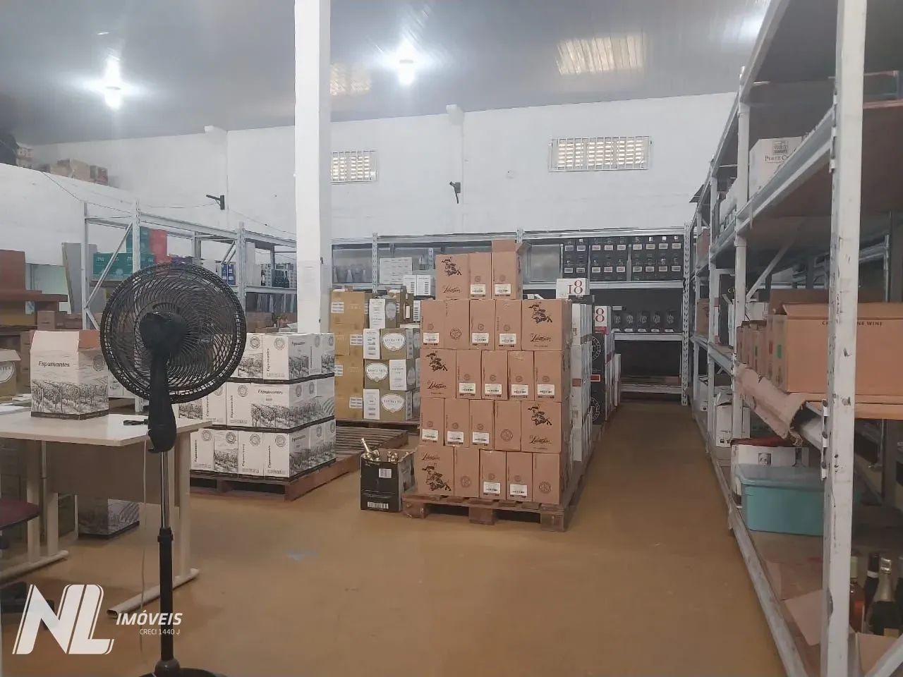 Prédio Comercial Amplo em Candelária com 1.300m², Pé Direito Alto e Excelente Lo - Foto 5