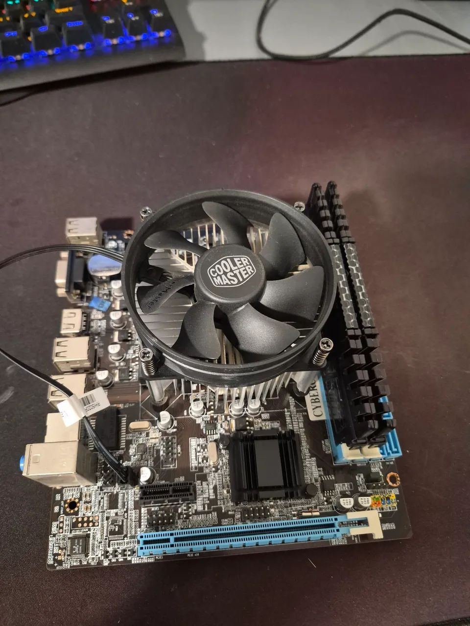 KIT UPGRADE I5-3470 + 2x MEMÓRIA RAM 4G CORSAIR VENGEANCE - PLACA MÃE H61 LGA 1155  - Foto 6