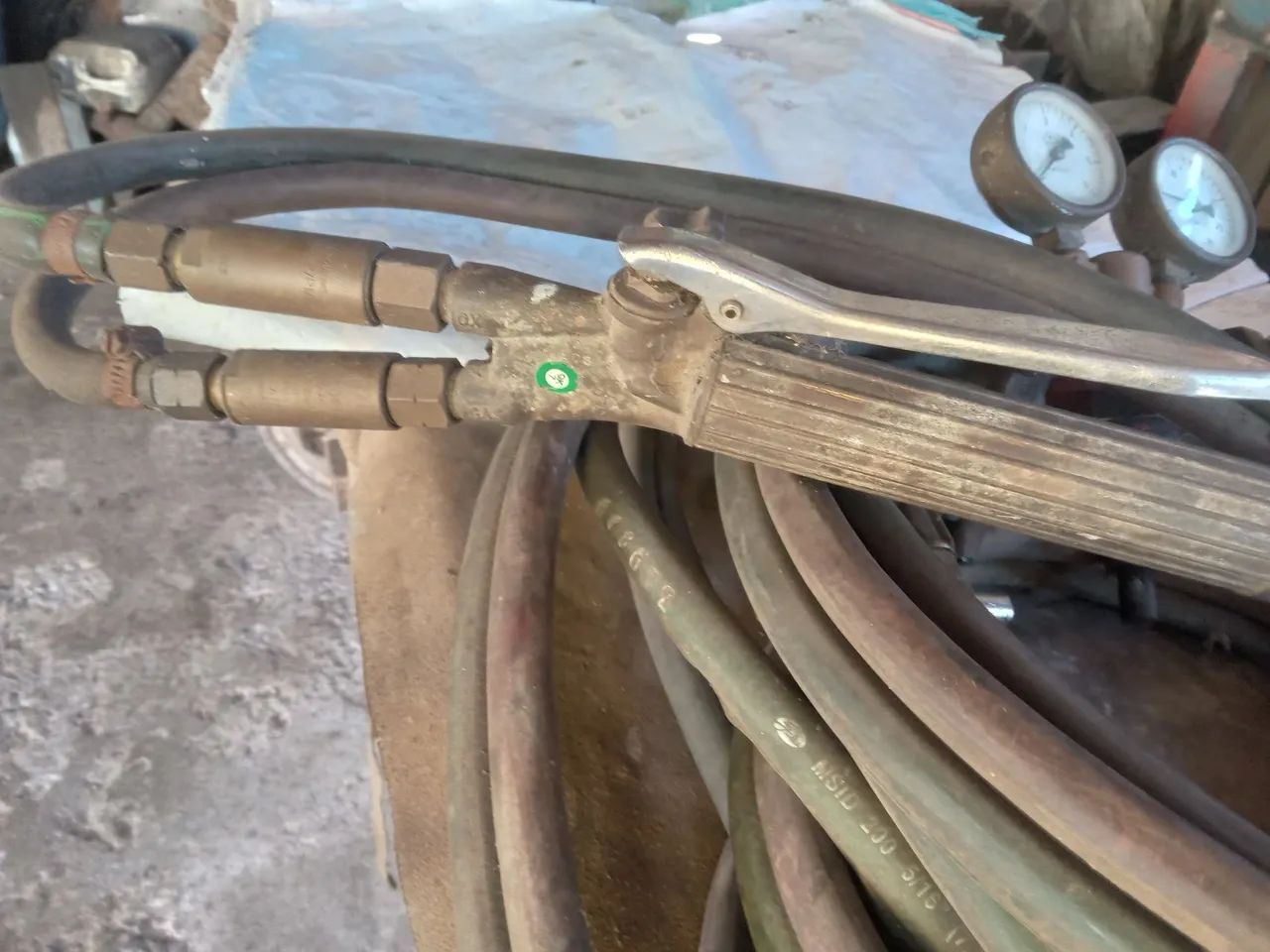 Excelente equipamento de funilaria 5 massaricosmassarico manômetros e mangueiras 1600,00 - Foto 2