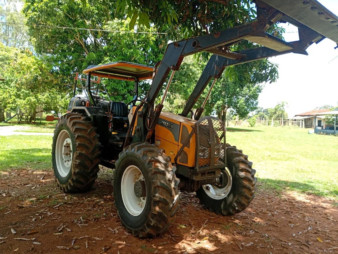Trator Valtra a950 com lâmina  - Foto 4