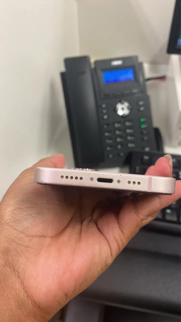 iPhone 13 128GB Rosa - Funcionando Perfeitamente - Foto 2