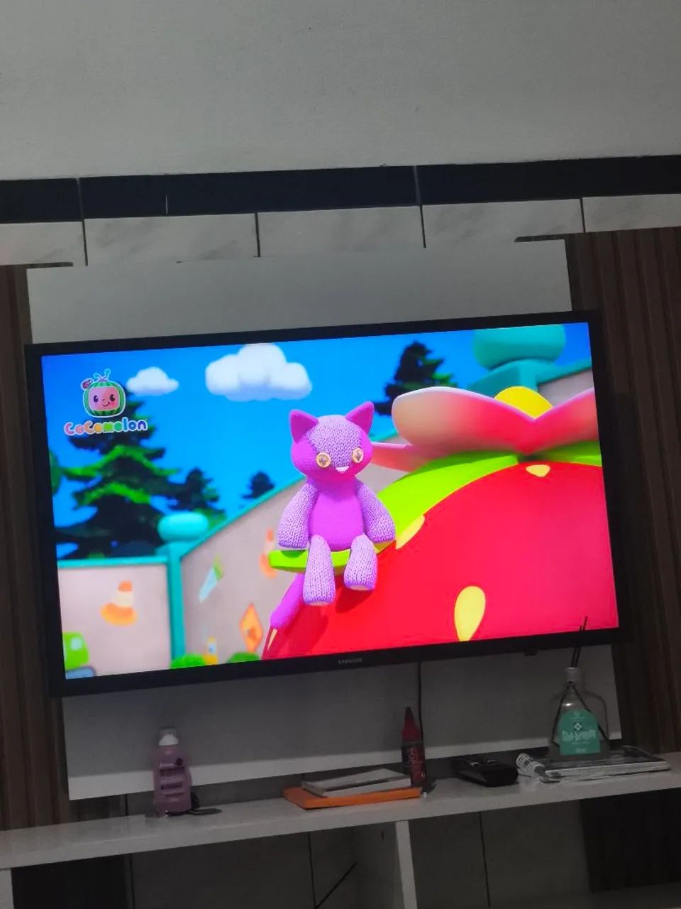Vendo televisão de 32 polegadas 