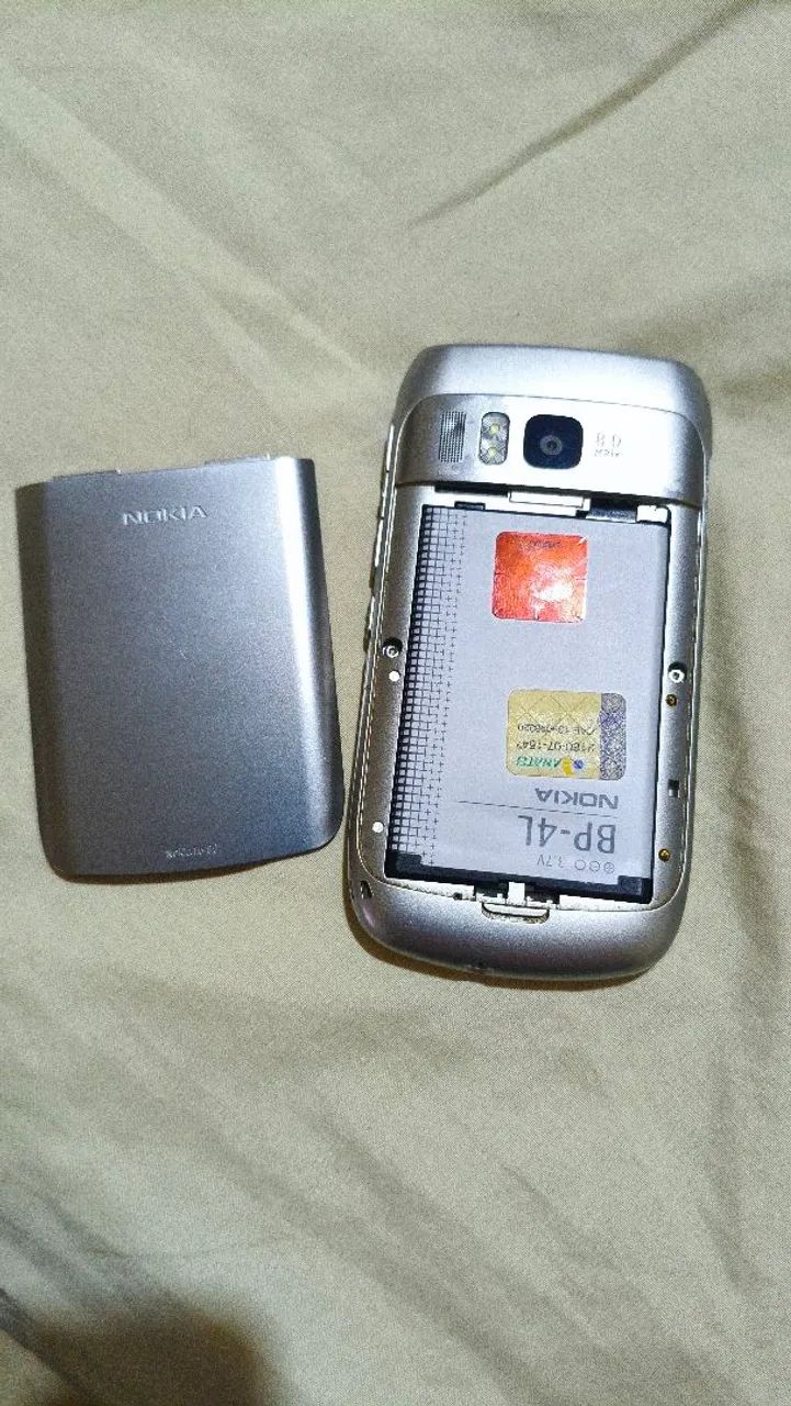 Nokia E6-00 filé zerado  - Foto 4