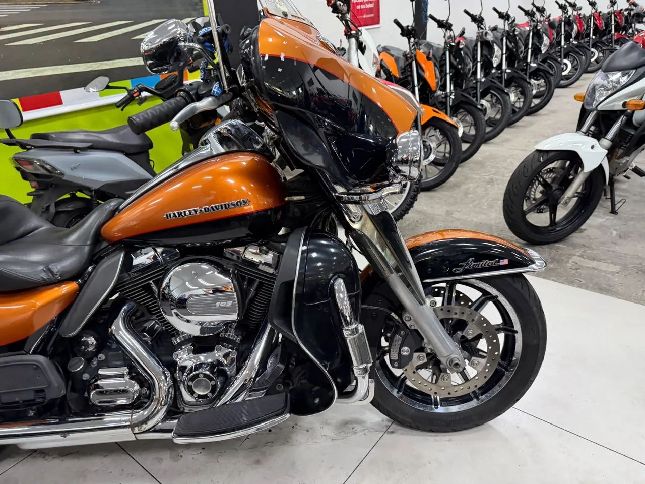 HARLEY-DAVIDSON ELECTRA GLIDE CLASSIC FLHTCI - Foto 3