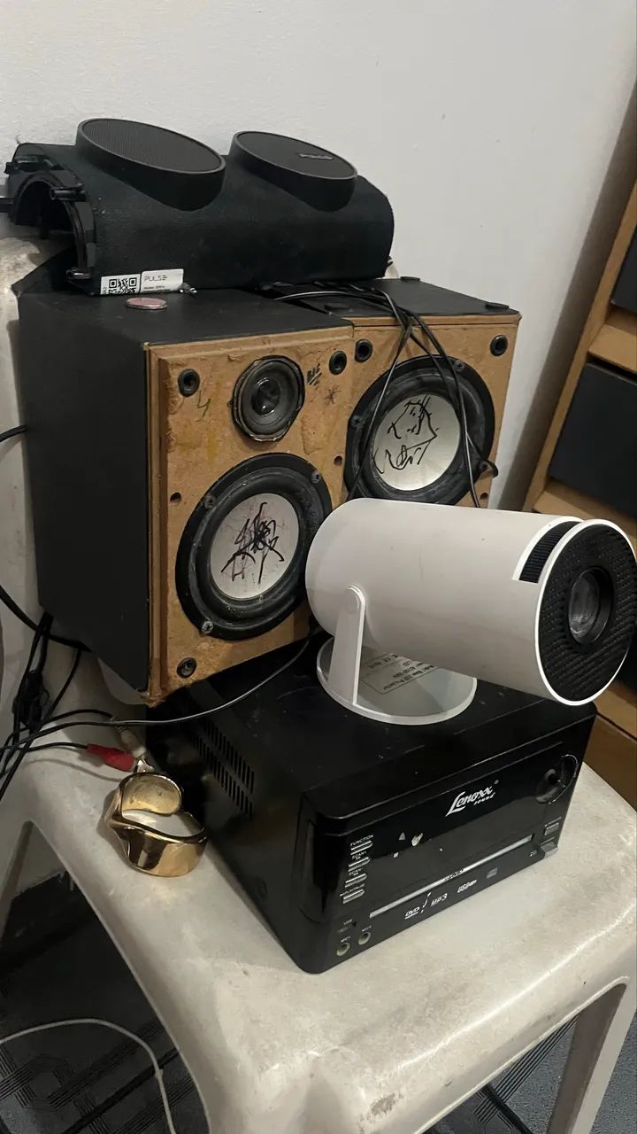 Vendo projetor com som adaptado  - Foto 3
