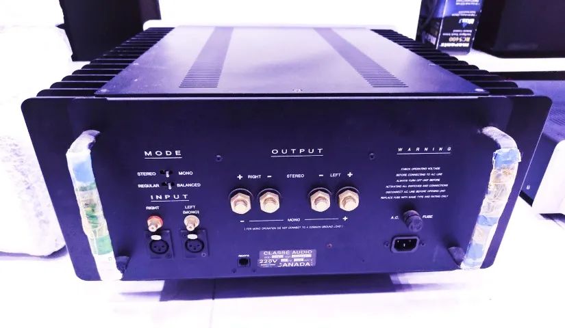AMPLIFICADOR MONSTER CLASSE MODELO CA-400