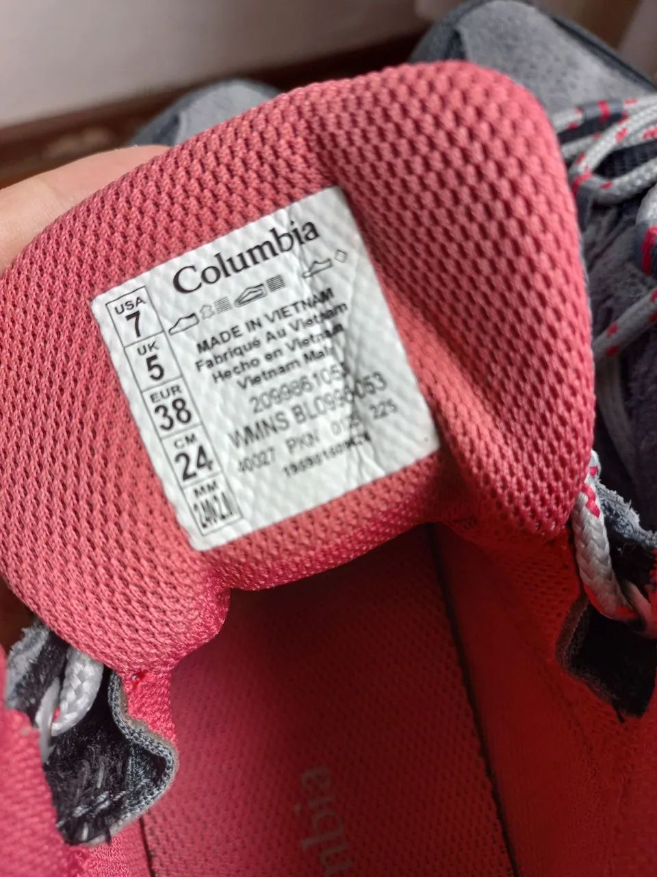 Bota Columbia Feminina Crestwood Mid Waterproof NOVA tam. 36 - Foto 6