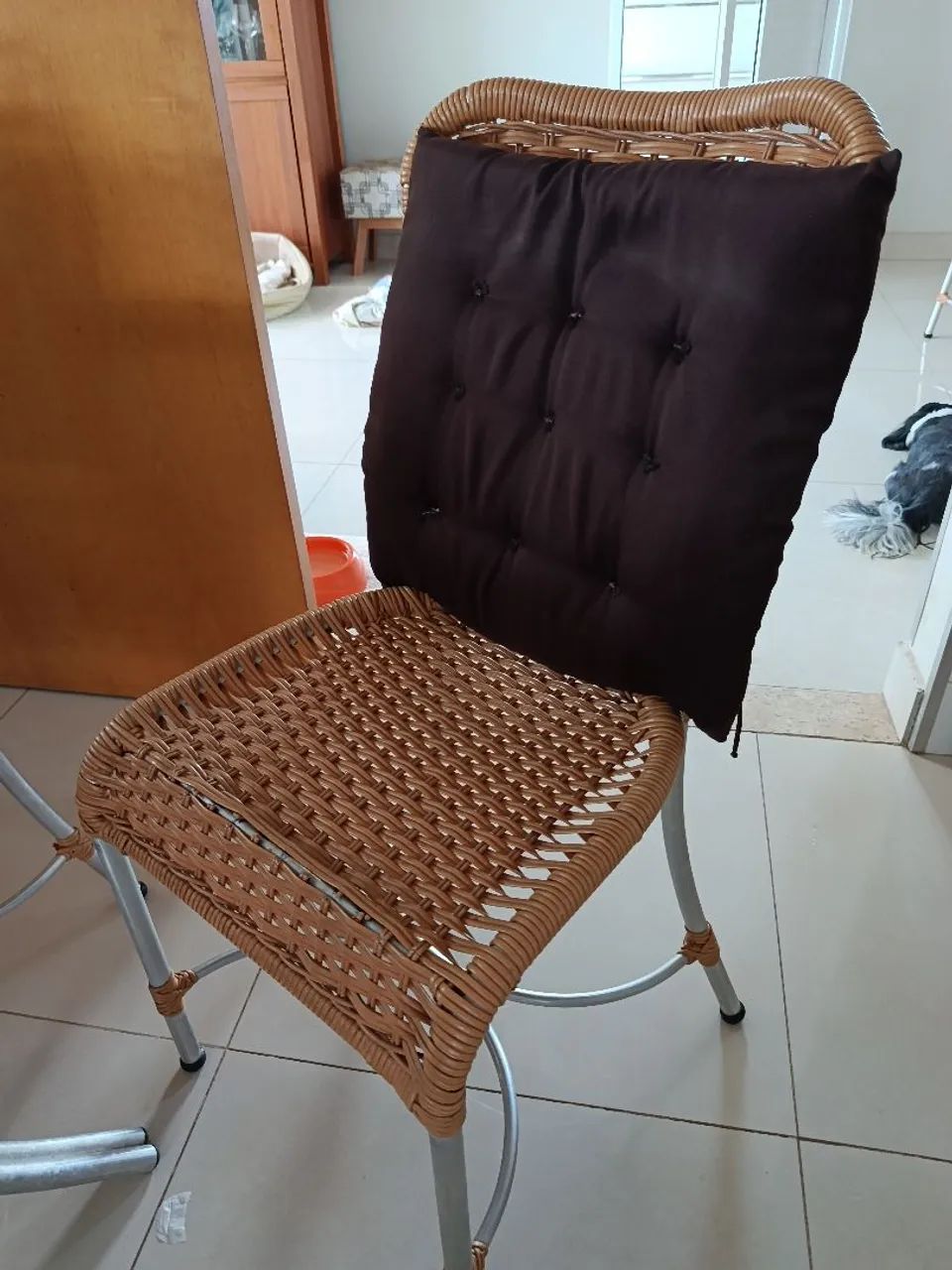 Mesa em Vidro Redonda com 6 cadeiras - Foto 3