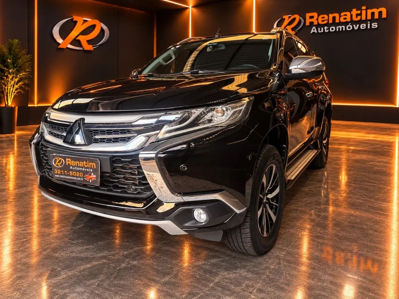 Mitsubishi Pajero Pajero Sport Le.Black 2.4 4x4 (Die) Aut. 2020