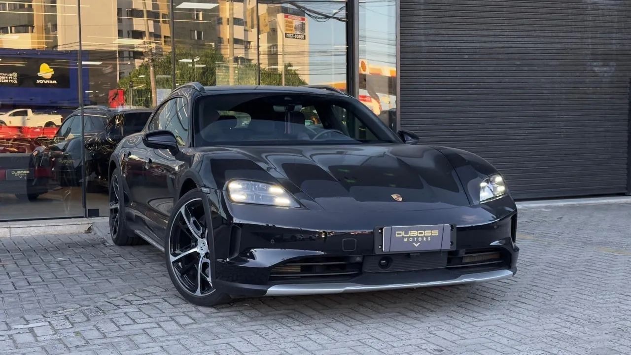 Porsche Taycan 4 Cross Turismo (elétrico) 2025